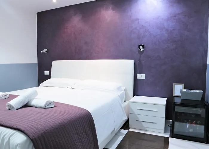 Luxury Vatican Rooms